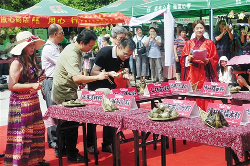 【焦點圖】【八桂大地、八桂大地-南寧】南寧：端午賞美景看龍舟賽遊秀美邕江