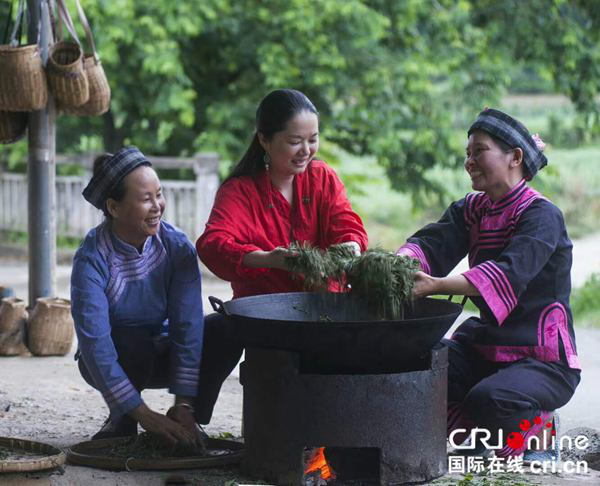 【唐已審】【原創】【八桂大地、八桂大地-百色】【金融投資】【焦點圖】【移動端-焦點圖】“紅城巾幗”扛起脫貧攻堅旗幟 ——記廣西百色市女能人協會會長羅予茹