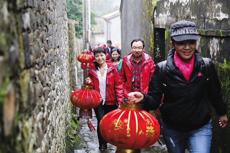 【圖放在中上方】【視覺海南】【即時快訊】春節將至 海南島上最濃的年味其實在鄉間