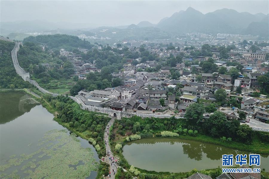 貴陽：夏日古鎮景如畫