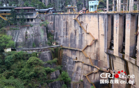 中外媒體雲集漢中石門棧道 讚嘆“蜀道難”