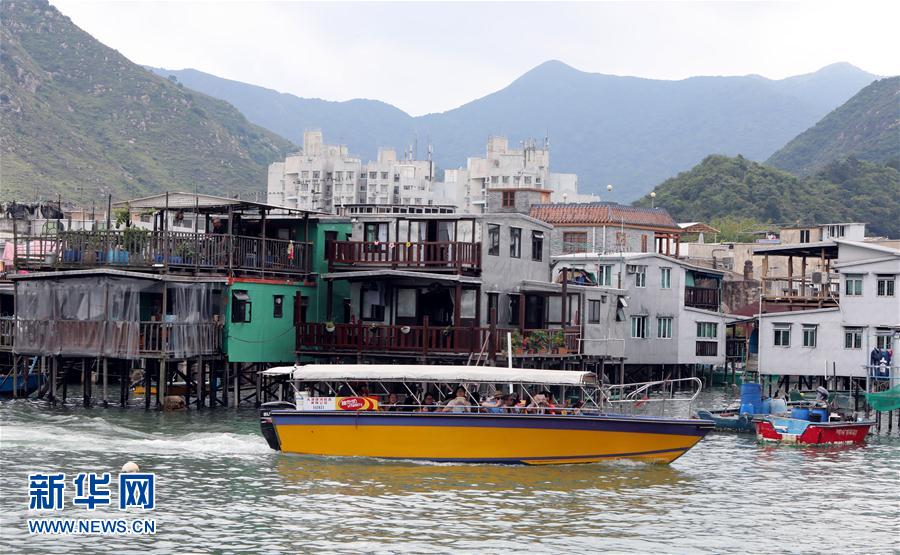 香港：“五一”小長假大澳水鄉成熱門旅遊地