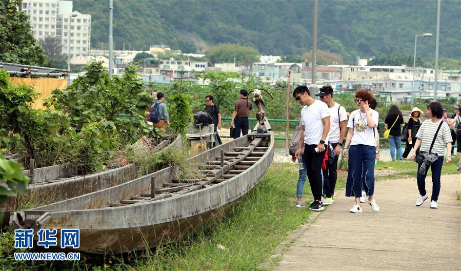 香港：“五一”小長假大澳水鄉成熱門旅遊地