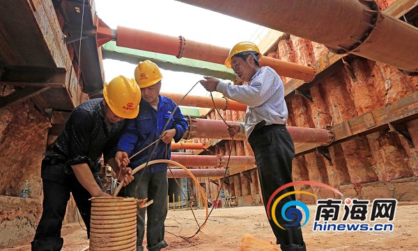 【焦點圖】【即時快訊】海口椰海大道地下管廊工程提速 預計年底完工