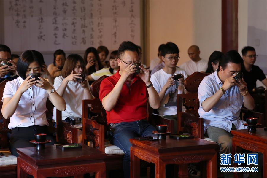 徑山茶宴：再現古老禪茶文化