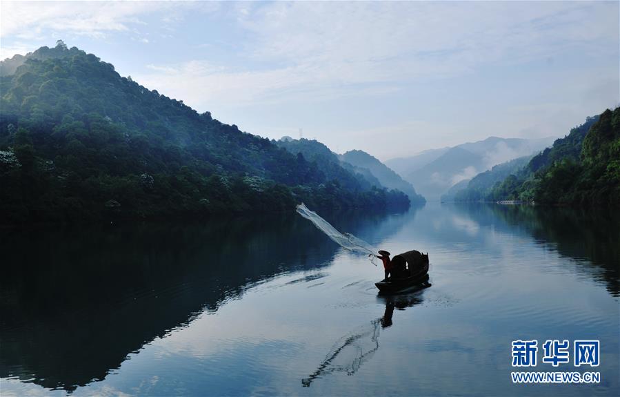 水墨畫卷東江湖