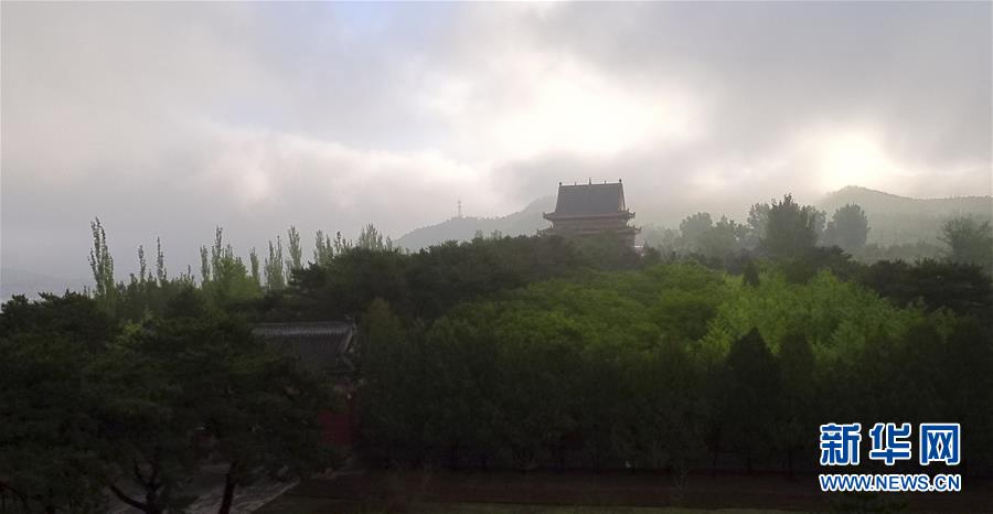 雨後雲海如畫