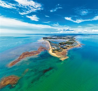 “極南”燈樓角 海流交匯處