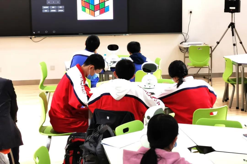 北京一零一中三節課 讓你看懂未來智慧課堂的模樣_fororder_北京一零一中三節課 讓你看懂未來智慧課堂的模樣3635