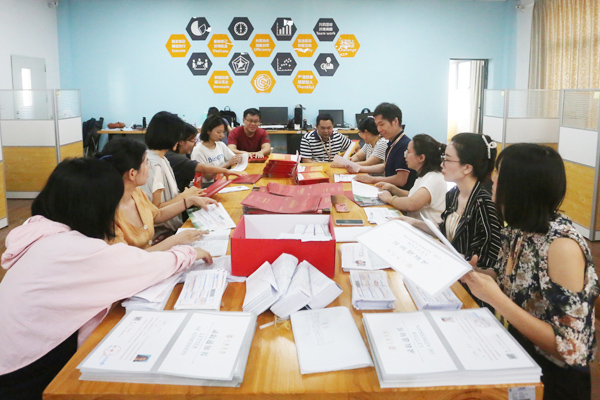 【教育頻道】三亞學院首批錄取通知書寄出 19個省市一志願報考率100%