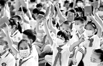 北京市140萬中小學生正式開學 新學期如何為“素質教育”塑形? 北京市140萬中小學生正式開學 新學期如何為“素質教育”塑形?