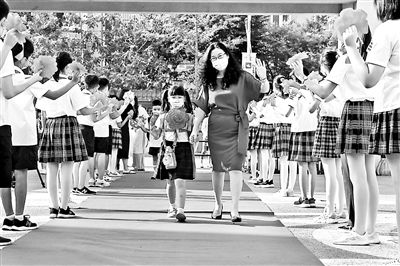 北京市140萬中小學生正式開學 新學期如何為“素質教育”塑形? 北京市140萬中小學生正式開學 新學期如何為“素質教育”塑形?