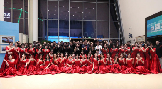 廣州新華學院合唱團獲第六屆東莞合唱節比賽金獎