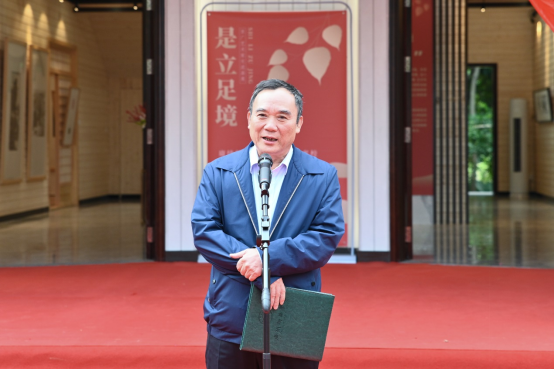 【教育頻道】京廣藝術家交流畫展在廣州新華學院霖霖書院舉辦 【教育頻道】京廣藝術家交流畫展在廣州新華學院霖霖書院舉辦