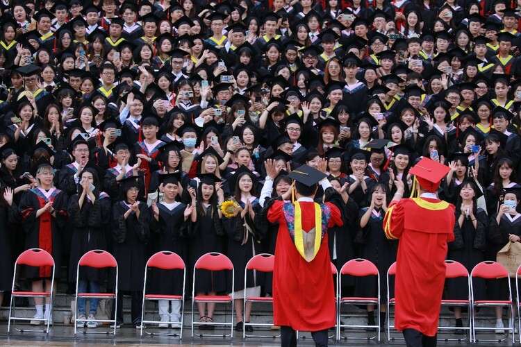 教育，使人成為人：鄒廣嚴校長在錦城學院2022屆畢業生畢業典禮上的講話
