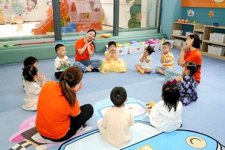 上海今年新增社區托育“寶寶屋”托額5000余個