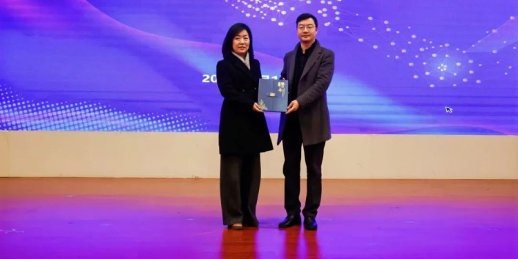 上海立達學院雅思官方合作授牌及語言學習中心成立儀式暨AI重塑語言學習論壇順利舉辦_fororder_5