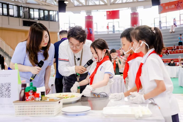 首屆中小學生勞動創造季暨小學勞動創新大賽成功舉辦_fororder_MAIN1750669132902RNNJMJ4F5N