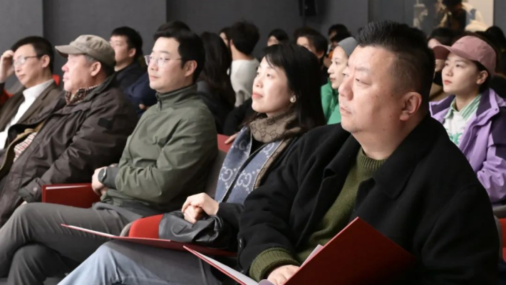導演請指教·短片實驗沙龍，在上海立達學院順利開展
