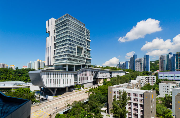 2025高招進行時丨香港城市大學：內地招生規模擴大 計劃招收300名內地學生_fororder_1