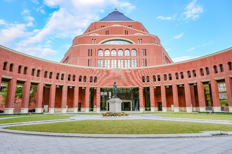 2025高招進行時丨專訪中山大學教務部招生辦公室主任鄒丹_fororder_1