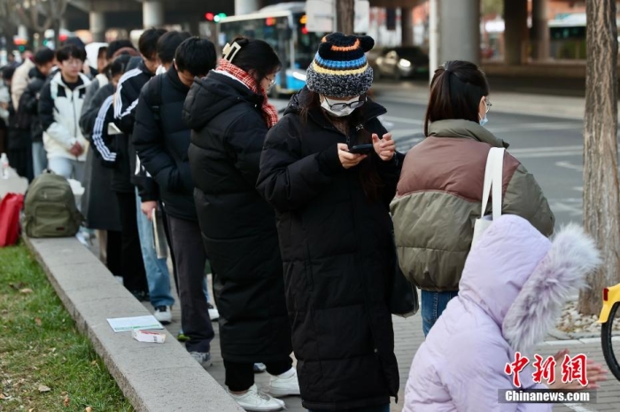 公務員招錄年齡放寬 釋放了什麼信號？