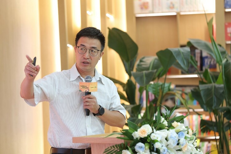 2022“燭光行動——新東方教師社會責任行”啟動  十五年堅定陪伴鄉村教師成長_fororder_4