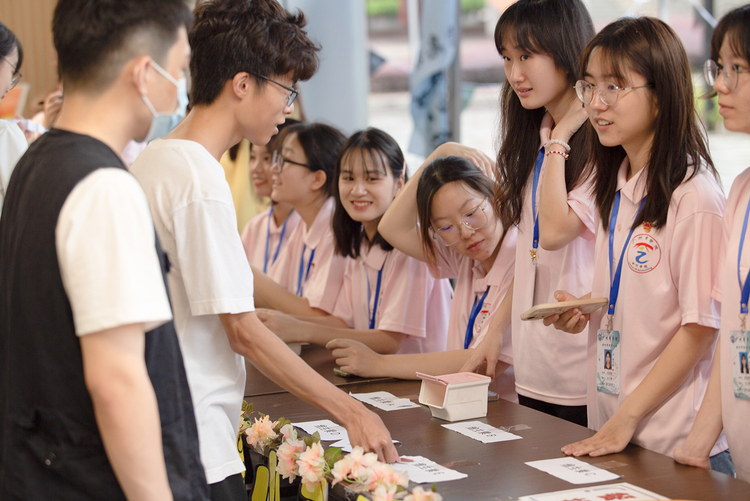 圖片默認標題_fororder_3.廣商學子參與節糧知識競答活動