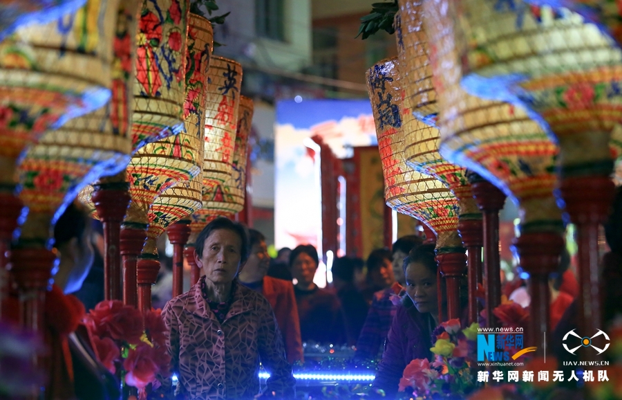 【圖説福建第二張】【莆田】【移動版】【Chinanews帶圖】福建莆田：千年古鎮遊燈鬧元宵