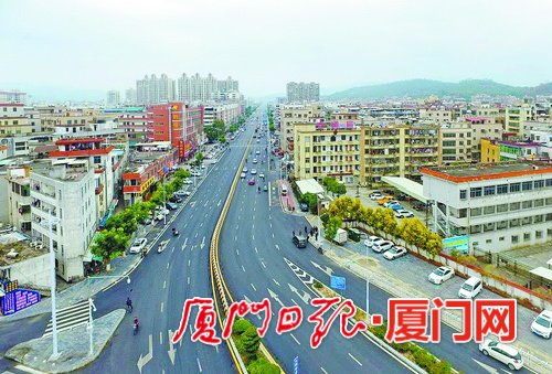 【廈門】【移動版】【Chinanews帶圖】廈門同南路改造提升工程完成驗收 車輛從汀溪鎮即可快速進島