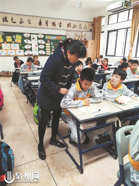 【泉州】【移動版】【Chinanews帶圖】晉江12所小學推行課後延時服務