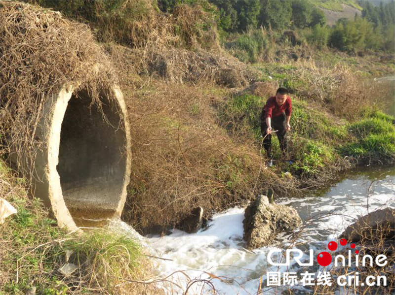 【福建好故事 圖文】【滾動新聞】環保志願者陳海兵：使命感“跑贏”各種困難   誓做“鄉水守護者”