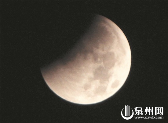 南安天柱山頂觀測月全食和火星衝日 共同見證星月童話