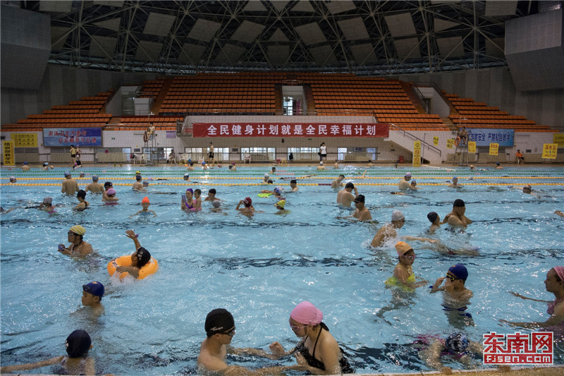 【焦點圖】【移動版 輪播圖】【滾動新聞】【 ChinaNews帶圖】福建：全民健身日 大家動起來