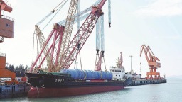 全球産能最大HDPE乾燥機運抵漳州古雷