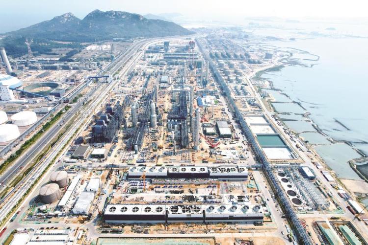 漳州古雷：石化巨艦踏浪爭先 千億集群加速崛起