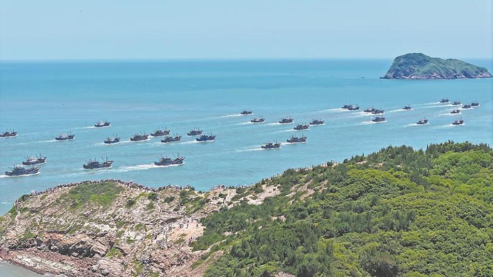 漳州東山縣澳角村：等著“頭鮮”一飽口福