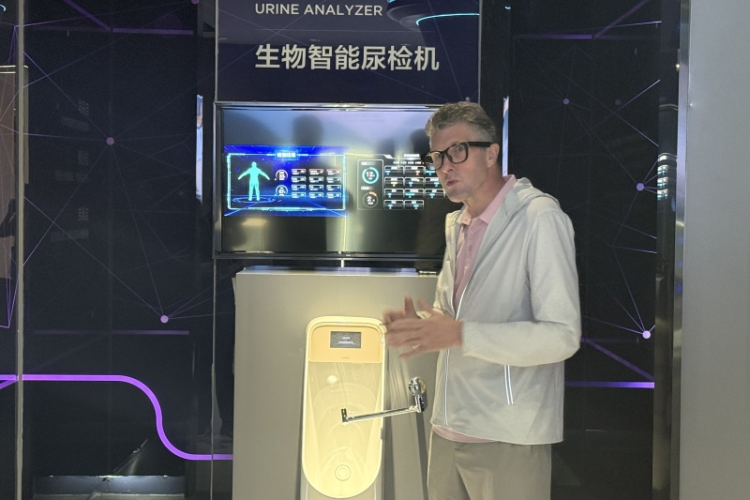 中國智慧衛浴驚艷外國網紅團：沿“數智海絲” 遇見未來家的模樣_fororder_圖片2