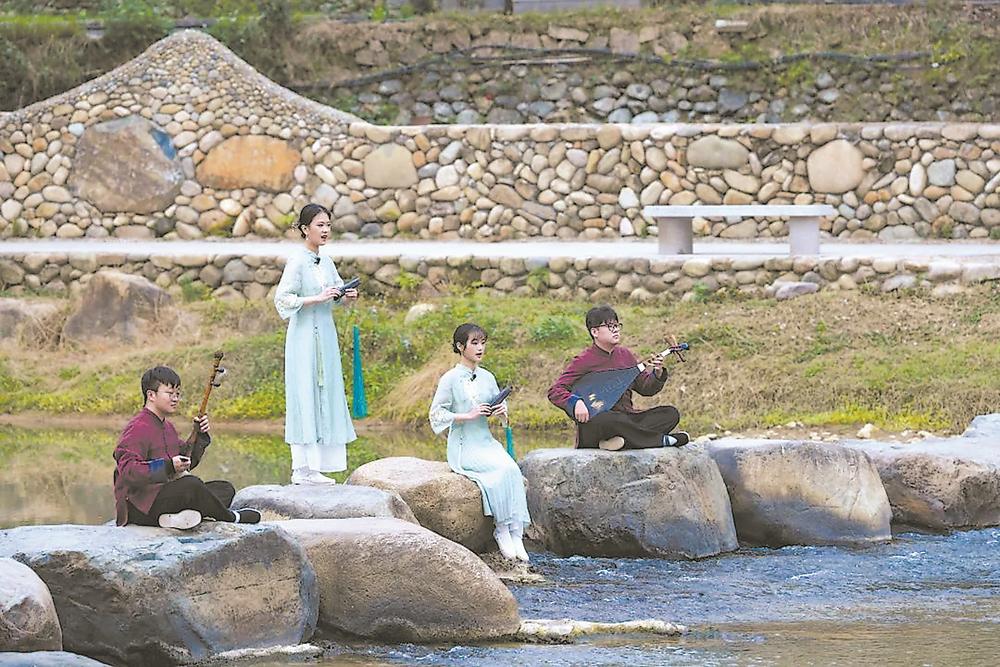 泉州：海絲潮涌 奮楫篤行
