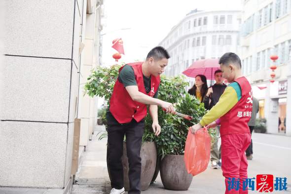 【福建時間列表】【廈門】【移動版】【Chinanews帶圖】志願服務達10年 廈門4志願者講述堅守故事