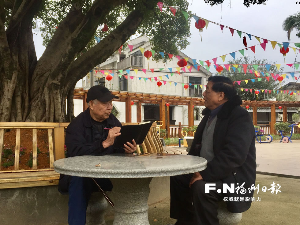 【福建好故事列表】【福州】【移動版】【Chinanews帶圖】林慈太：四十載澆灌桃李花　退休後仍培英才樹