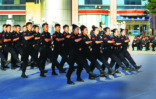 廈門構建輔警管理五大體系 近萬名輔警邁向實戰化專業化