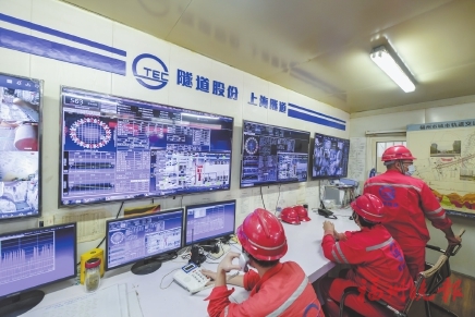 福州地鐵攻克世界級穿江難題 4號線金洪區間左線貫通
