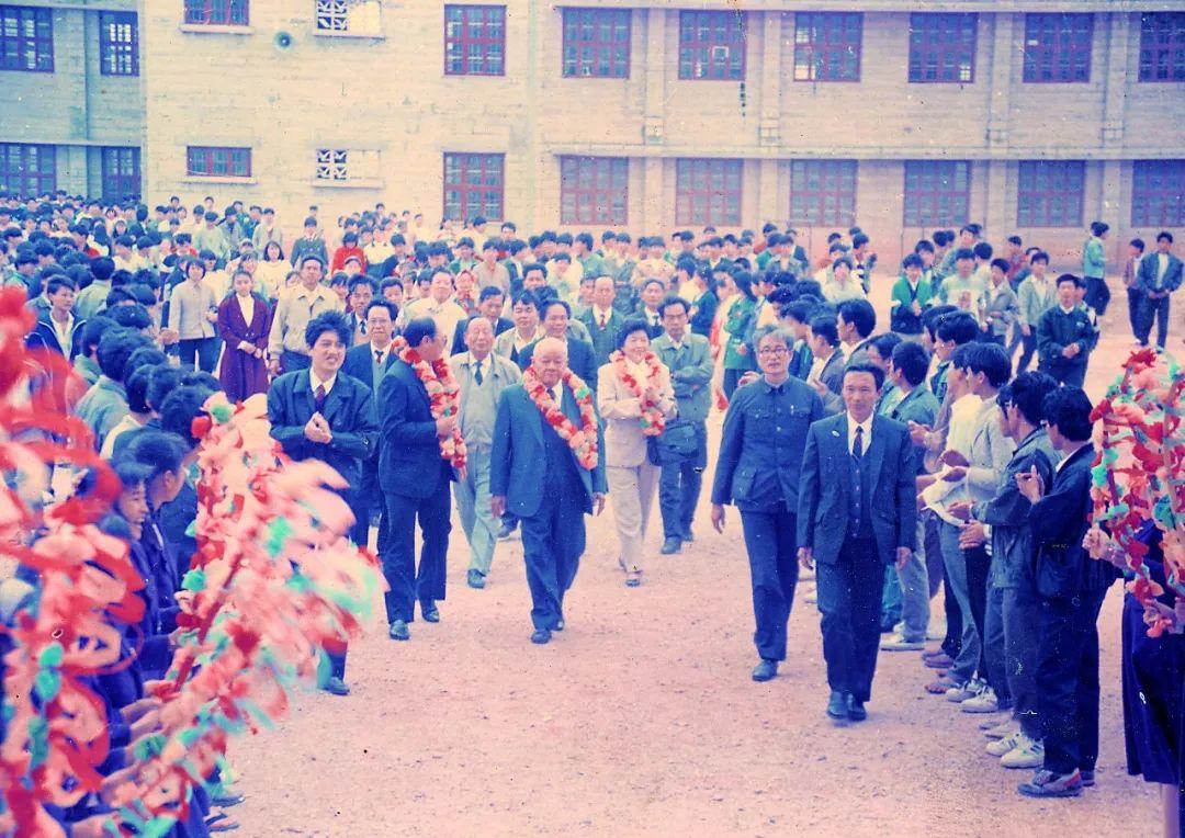 福見惠安•鄉賢有為｜王漢章：赤子僑心報桑梓 家國情懷傳薪火_fororder_35888563-d648-4d2a-aadd-bc037b286234