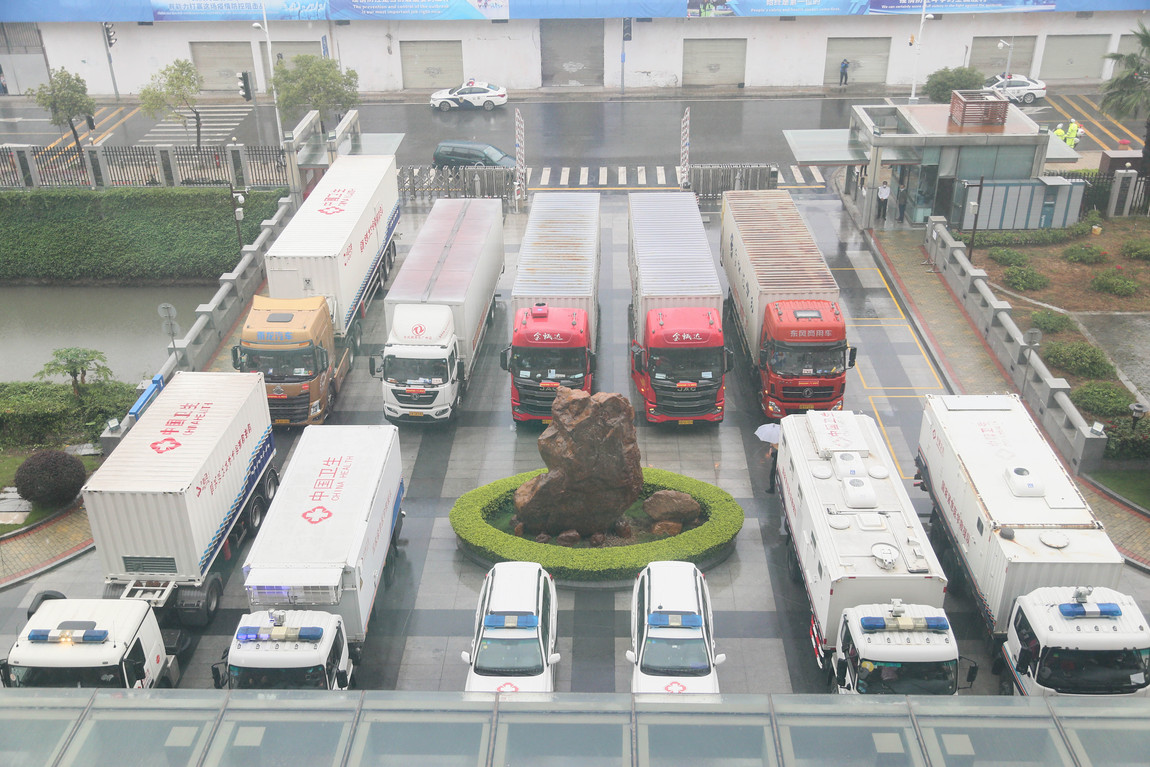 圖片默認標題_fororder_車隊18日從武漢出發，一路風雨兼程，回到廣州。廣東疾控供圖