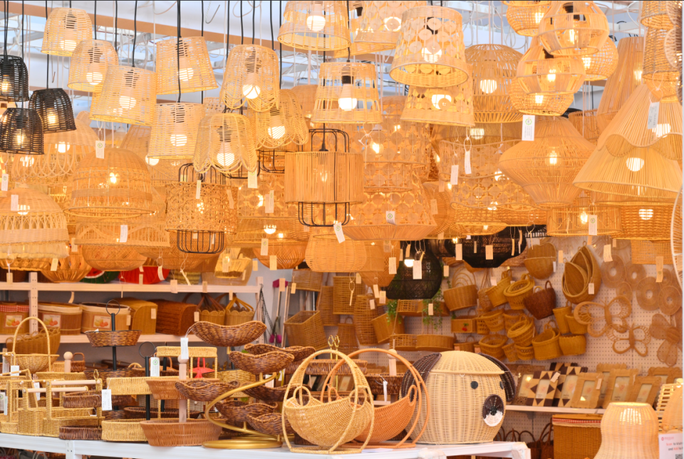 匯“綠”成勢  煥“新”成篇——第138屆廣交會第二期深入貫徹落實四中全會精神_fororder_b91550d2-14eb-40eb-b104-61b31305841c