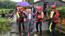 廣東惠州：強降雨致險情 消防緊急轉移受困群眾