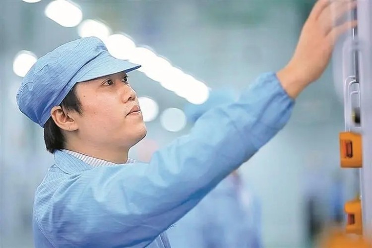 深圳龍華三人被授予"全國勞模”稱號_fororder_11