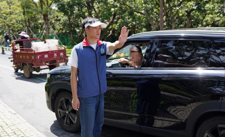 “先鋒營”守護“甜蜜”暢通——南山區城管“雛鷹計劃”鍛造青春力量_fororder_3