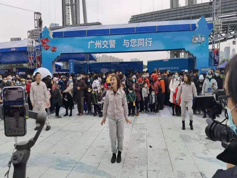羊城新“警”彩 警民齊歡享_fororder_警營開放日2